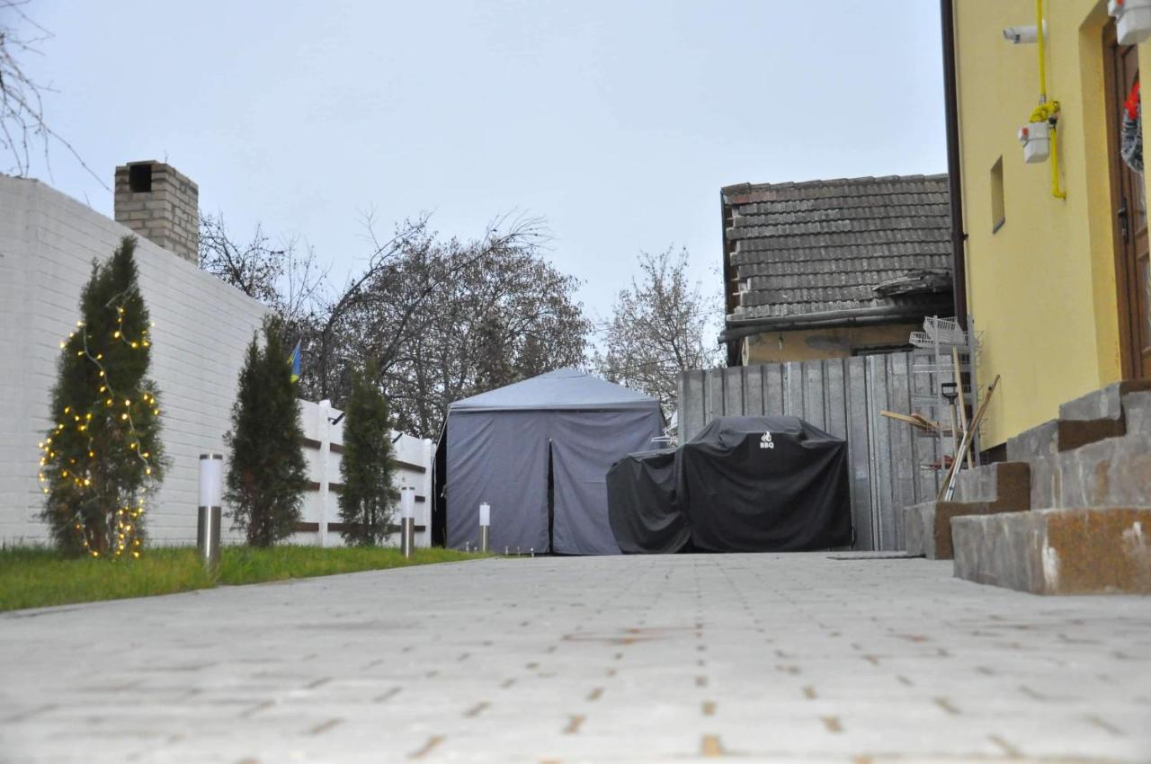 Casa Andrei Hotel Brasov Bagian luar foto