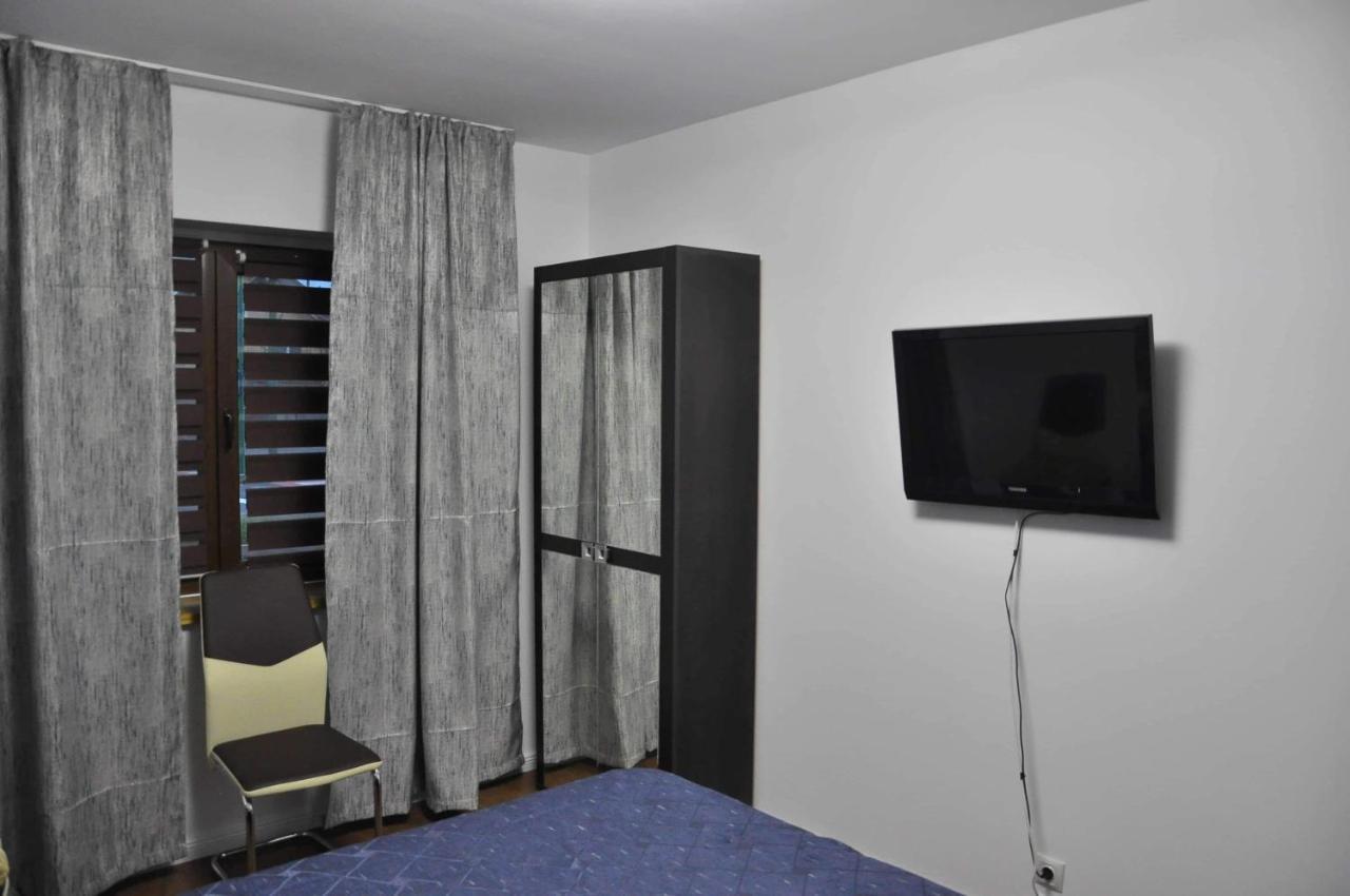 Casa Andrei Hotel Brasov Bagian luar foto
